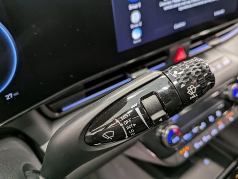 Used 2025 Hyundai Elantra N image 19