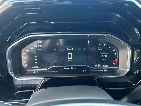 Used 2024 GMC Sierra 1500 SLT image 15