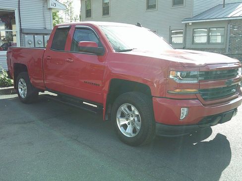 Used 2016 Chevrolet Silverado 1500 LT w/ All Star Edition AWD/4WD image 4