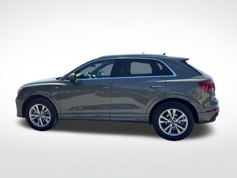 Used 2025 Audi Q3 2.0T Premium AWD/4WD image 2