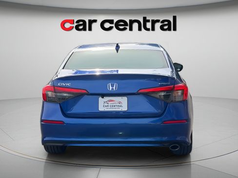 Used 2024 Honda Civic Sport image 4