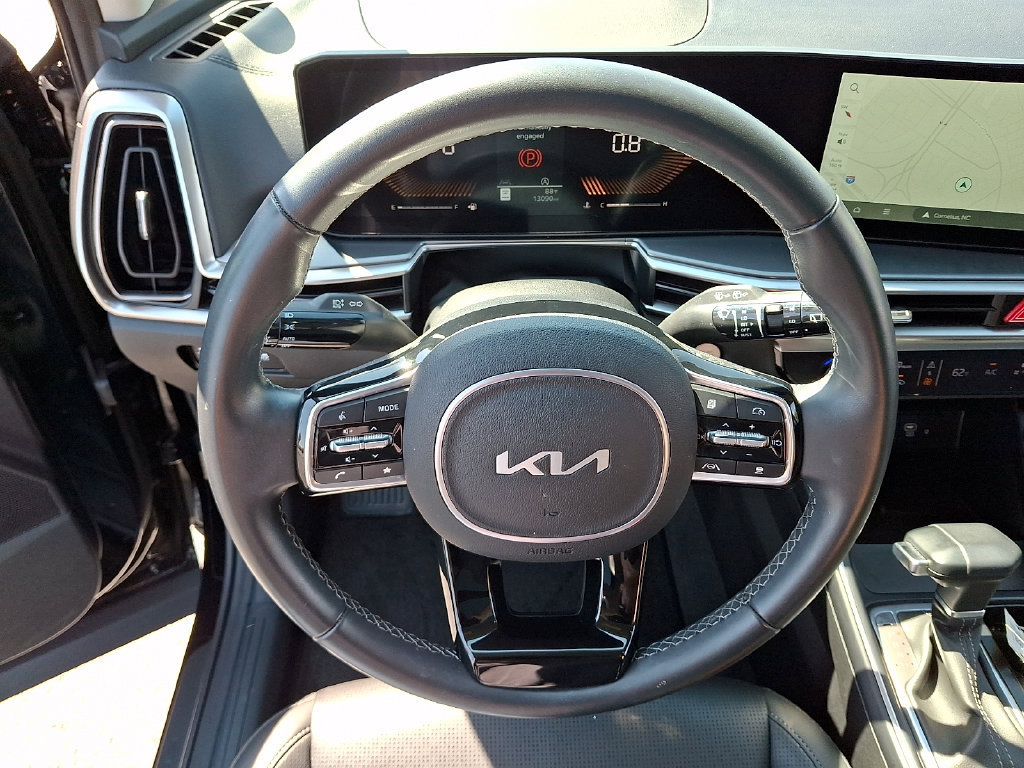 Used 2024 Kia Sorento S w/ Panoramic Sunroof Package FWD image 20