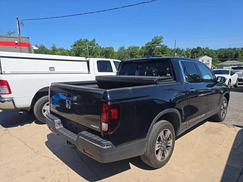 Used 2017 Honda Ridgeline RTL-E image 3