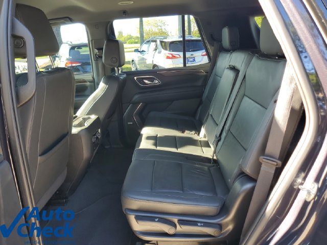 Certified 2022 Chevrolet Tahoe Z71 w/ Luxury Package AWD/4WD image 13