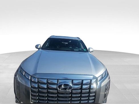 Used 2023 Hyundai Palisade Calligraphy image 10