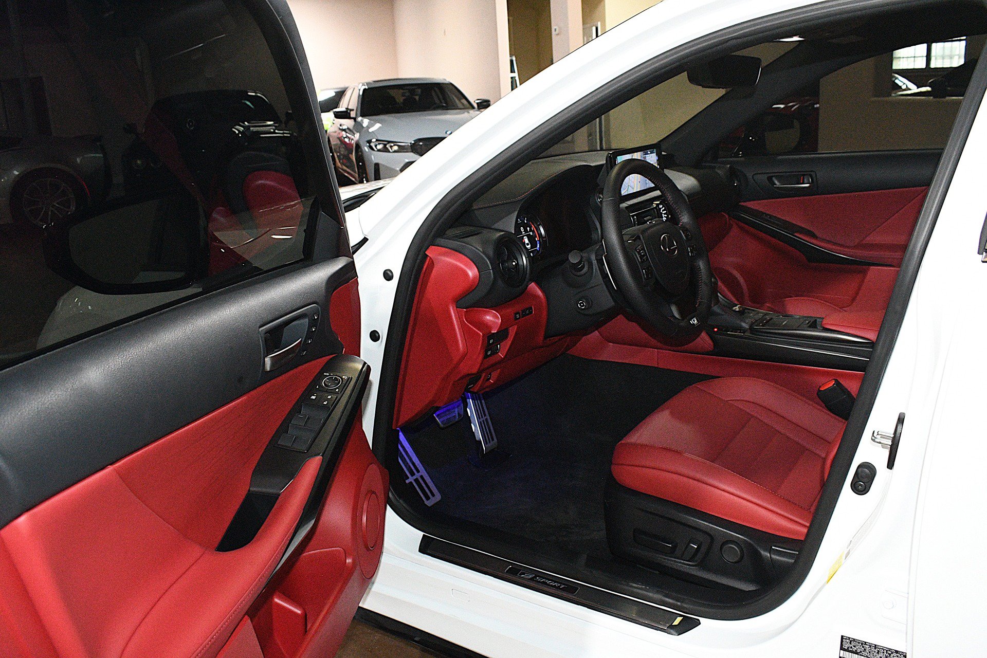 Used 2025 Lexus IS 350 F Sport RWD image 45