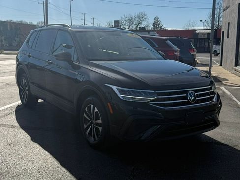 Used 2022 Volkswagen Tiguan S image 54