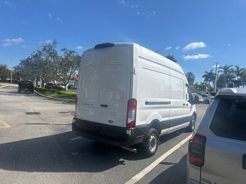 Used 2023 Ford Transit 250 148 High Roof image 12