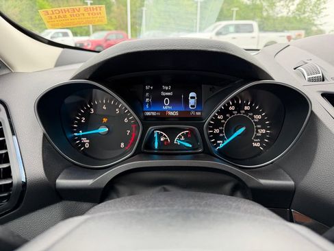 Used 2019 Ford Escape Titanium FWD image 11