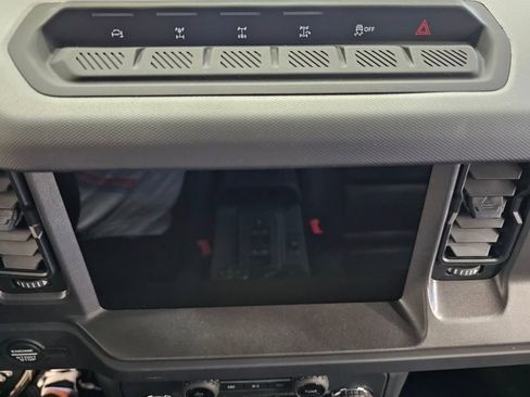 New 2025 Ford Bronco Badlands image 21