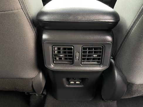 Used 2021 Toyota RAV4 XLE image 36