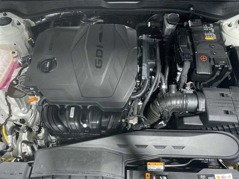 Used 2023 Hyundai Sonata SEL w/ Convenience Package FWD image 9