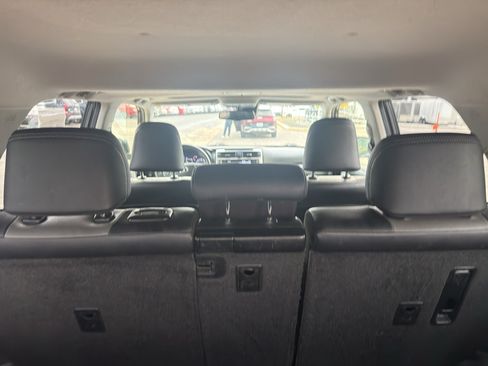 Used 2021 Toyota 4Runner SR5 Premium w/ Moonroof Package AWD/4WD image 8
