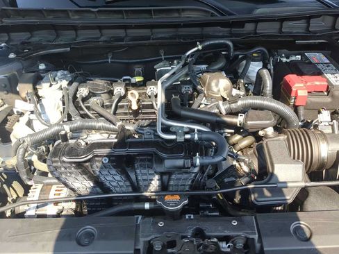 Used 2024 Nissan Altima 2.5 SR FWD image 28