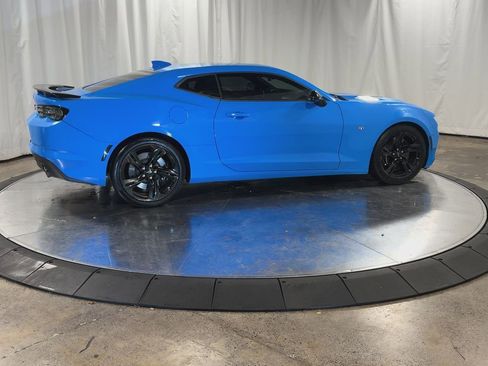 Used 2022 Chevrolet Camaro SS image 9