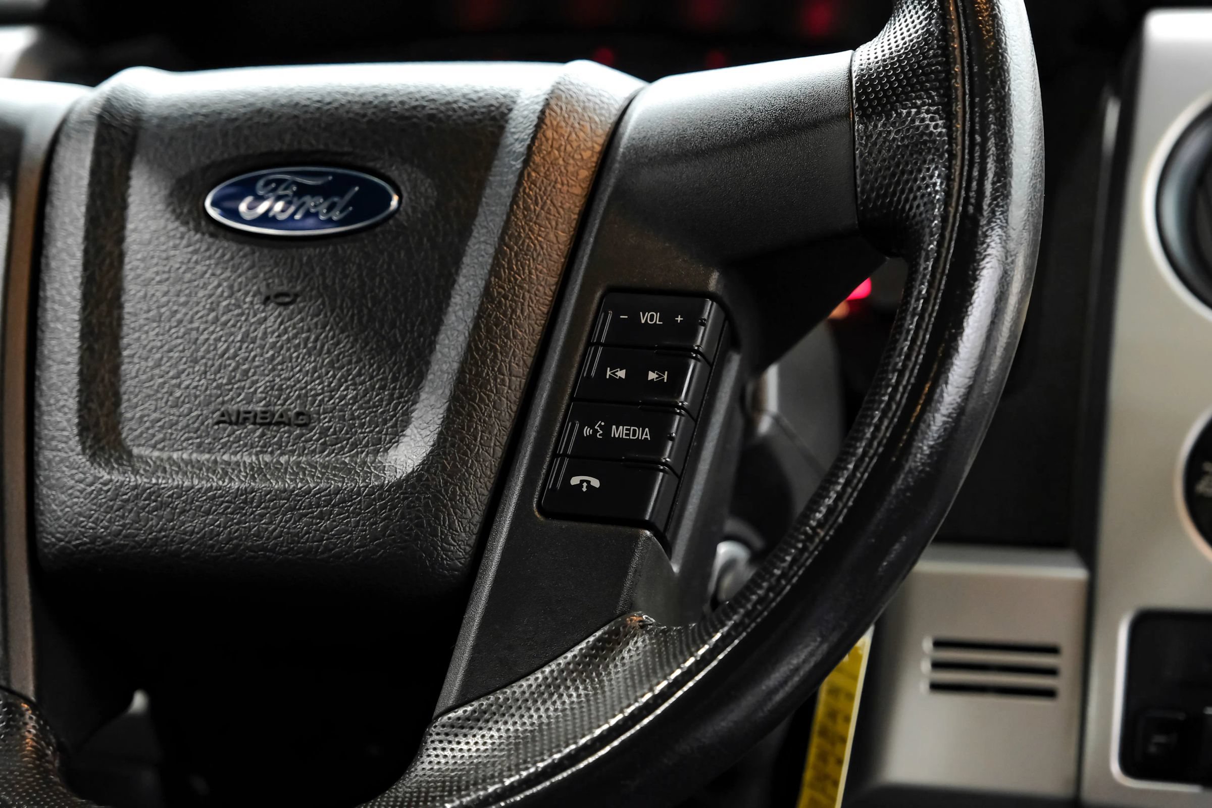 Used 2014 Ford F150 Raptor w/ Equipment Group 801A Luxury AWD/4WD image 21