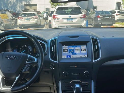 Used 2016 Ford Edge SEL w/ Equipment Group 201A AWD/4WD image 25