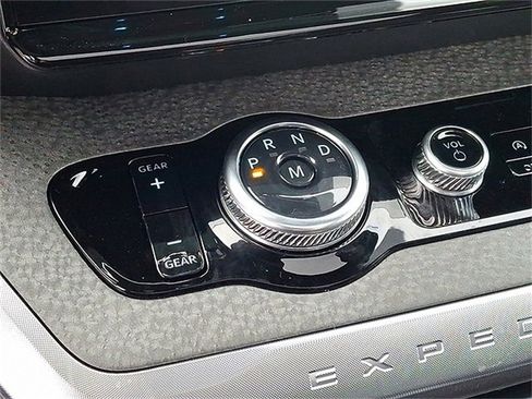 New 2026 Ford Expedition Tremor image 7