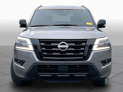 Used 2022 Nissan Armada SL w/ Midnight Edition Package RWD image 4