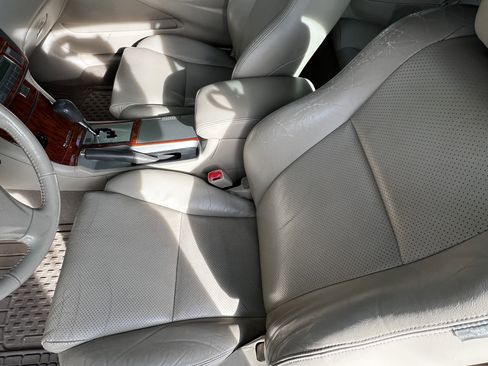 Used 2008 Toyota Solara SLE image 16