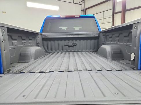 Used 2023 Chevrolet Silverado 1500 RST AWD/4WD image 40