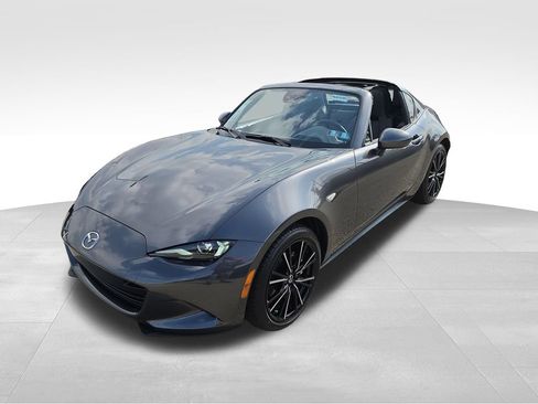 New 2026 MAZDA MX-5 Miata RF Grand Touring w/ Weather Package RWD image 9