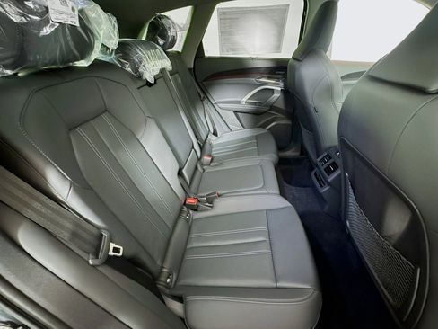 New 2025 Audi Q5 Premium Plus image 26