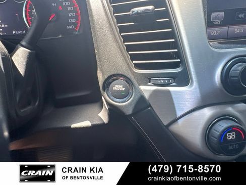 Used 2015 GMC Yukon Denali w/ Premium Package AWD/4WD image 24