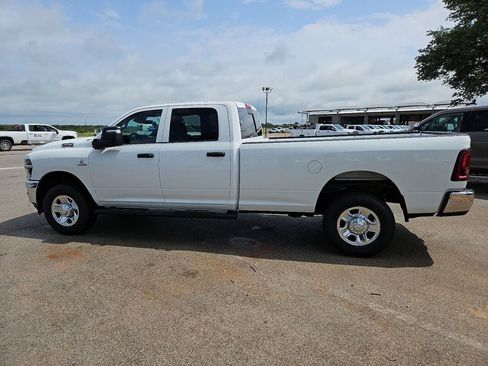New 2026 RAM 2500 Tradesman AWD/4WD image 3