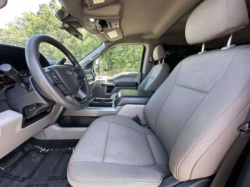 Used 2022 Ford F250 XLT w/ XLT Premium Package AWD/4WD image 21