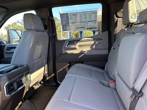 New 2026 Chevrolet Silverado 1500 LTZ w/ LTZ Premium Package image 37