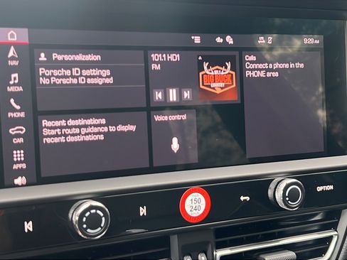 New 2026 Porsche Macan Turbo AWD/4WD image 27