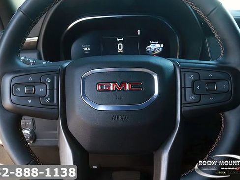 Used 2024 GMC Yukon AT4 AWD/4WD image 21