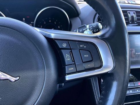 Used 2017 Jaguar F-PACE S AWD/4WD image 22