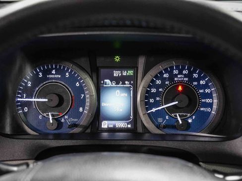 Certified 2020 Toyota Sienna XLE w/ XLE Navigation Package FWD image 25