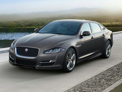 Used 2019 Jaguar XJ L Supercharged image 1