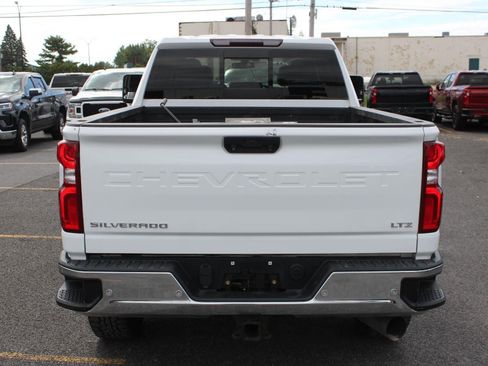 Used 2020 Chevrolet Silverado 2500 LTZ w/ LTZ Plus Package AWD/4WD image 6
