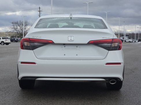 Used 2023 Honda Civic Sport image 16