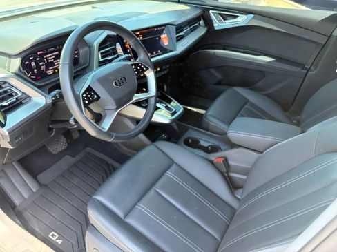Used 2023 Audi Q4 e-tron Premium Plus w/ Premium Plus RWD image 11