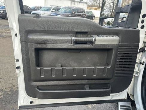 Used 2014 Ford F250 Lariat w/ Chrome Package image 14