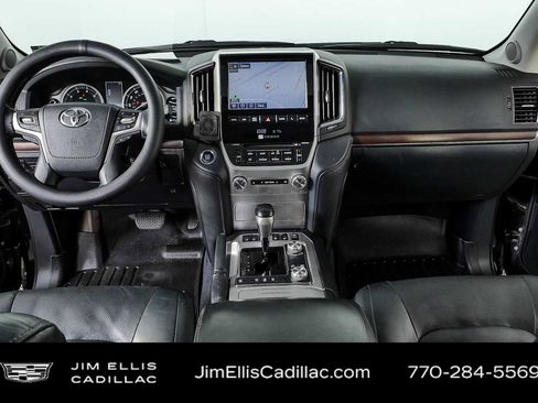 Used 2017 Toyota Land Cruiser w/ Preferred Accessory Package AWD/4WD image 19