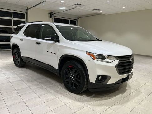 Used 2020 Chevrolet Traverse Premier w/ Redline Edition image 7