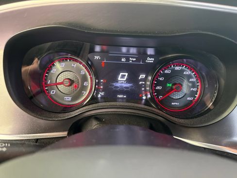 Used 2019 Dodge Charger R/T w/ Blacktop Package RWD image 13