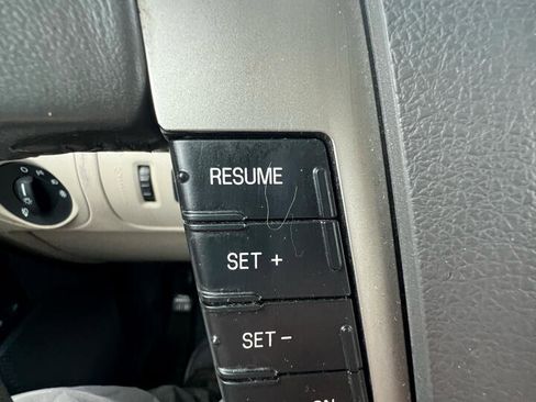 Used 2011 Ford Flex Limited image 18