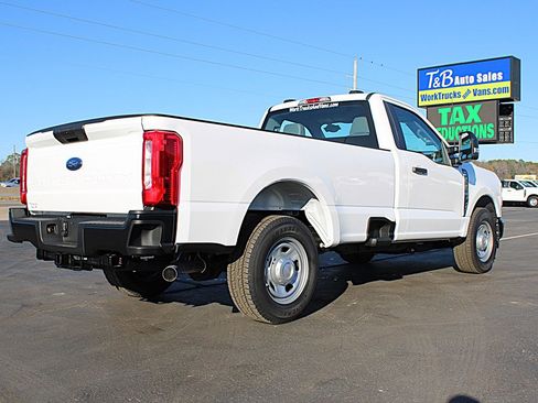 Used 2025 Ford F350 XL w/ XL Driver Assist Package image 5