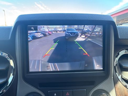 Used 2013 Ford F350 Lariat w/ Lariat Interior Pkg image 21