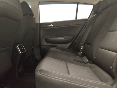 Used 2022 Kia Sportage LX FWD image 18