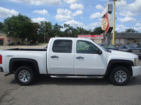 Used 2008 Chevrolet Silverado 1500 LT image 2