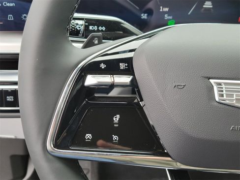 New 2025 Cadillac Lyriq Luxury image 27