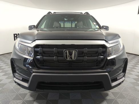 Certified 2025 Honda Ridgeline RTL image 3